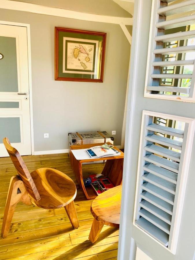 Habitation Baliache - Maison Creole Avec Jardin Privatif, Plage A 200M 德赛 外观 照片