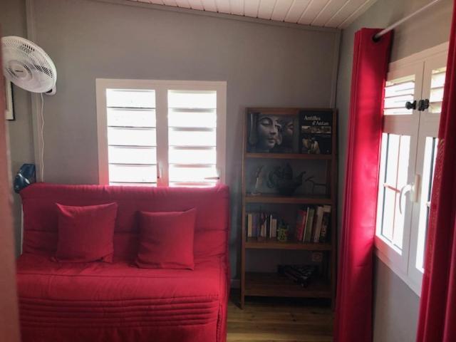 Habitation Baliache - Maison Creole Avec Jardin Privatif, Plage A 200M 德赛 外观 照片