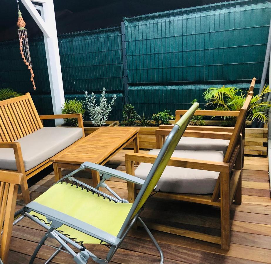 Habitation Baliache - Maison Creole Avec Jardin Privatif, Plage A 200M 德赛 外观 照片